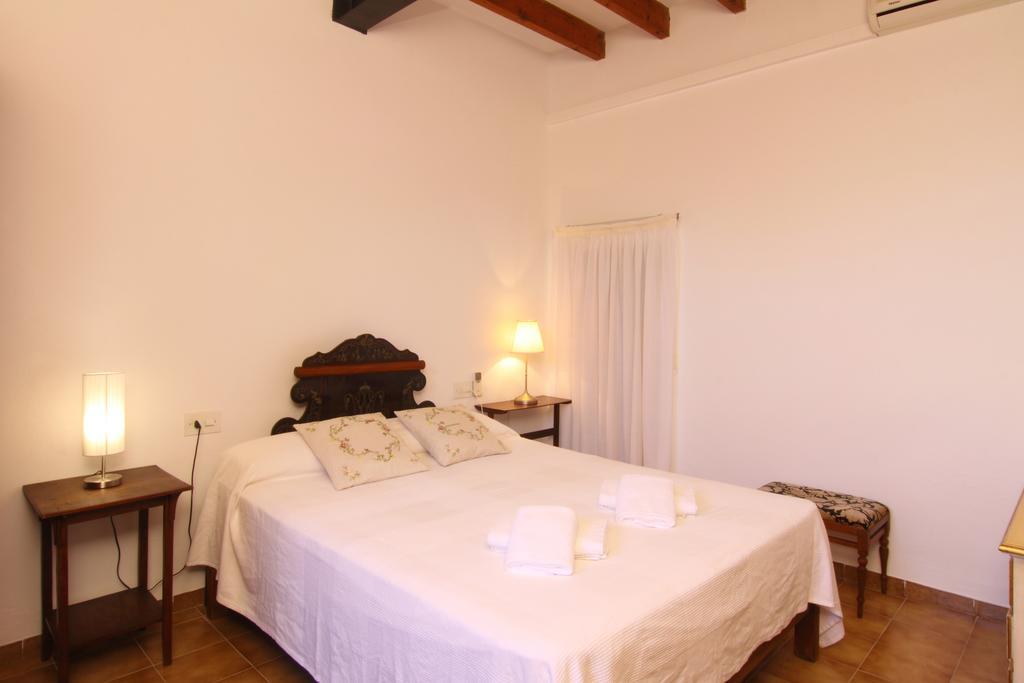 El Vila Hotel Pollenca Room photo