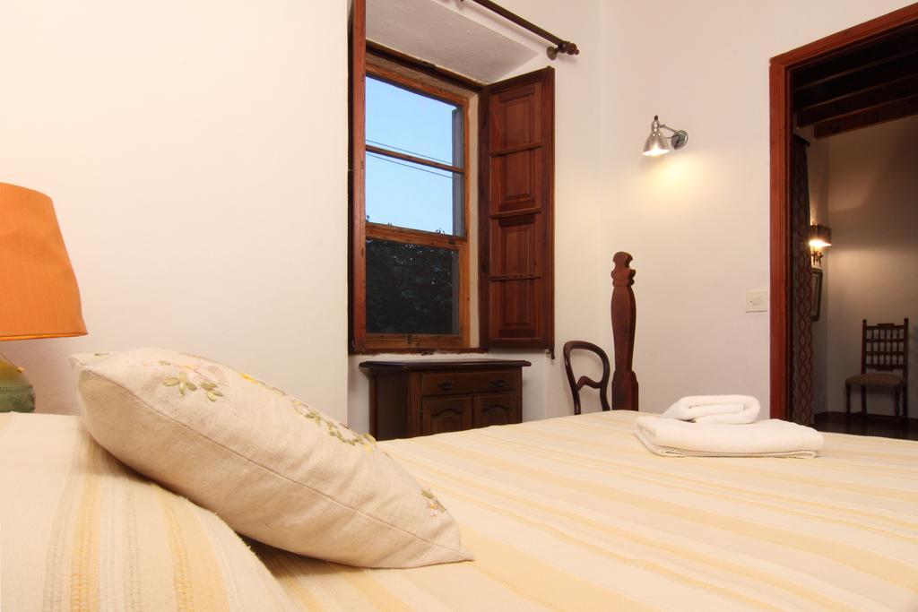 El Vila Hotel Pollenca Room photo